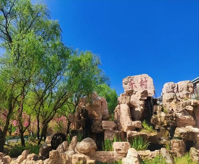 嵩明商标注册_嵩明赏花踏青攻略_嵩明春日旅游路线推荐