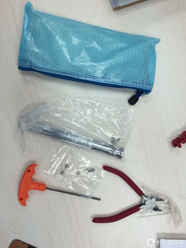 得力3880自动财务凭证装订机使用体验_得力3880自动财务凭证装订机评测_财务凭证装订机使用说明